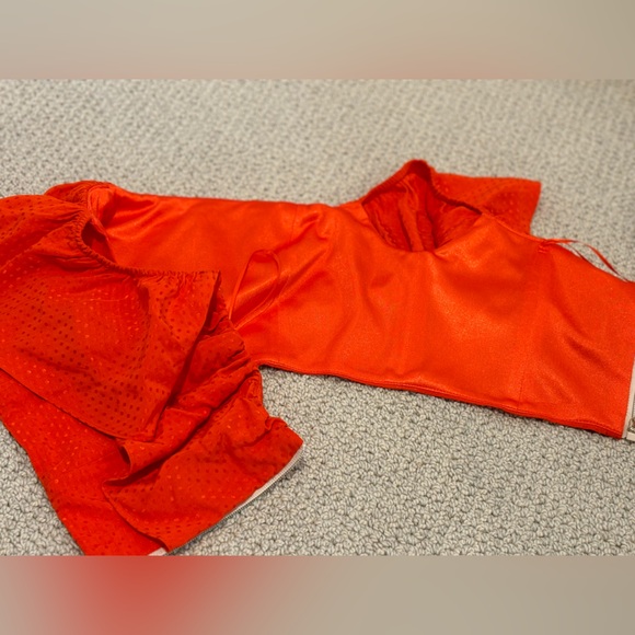 JAY GODFREY Red Ruffle Crop Top SZ 0
JAYGODFREY - Picture 6 of 14